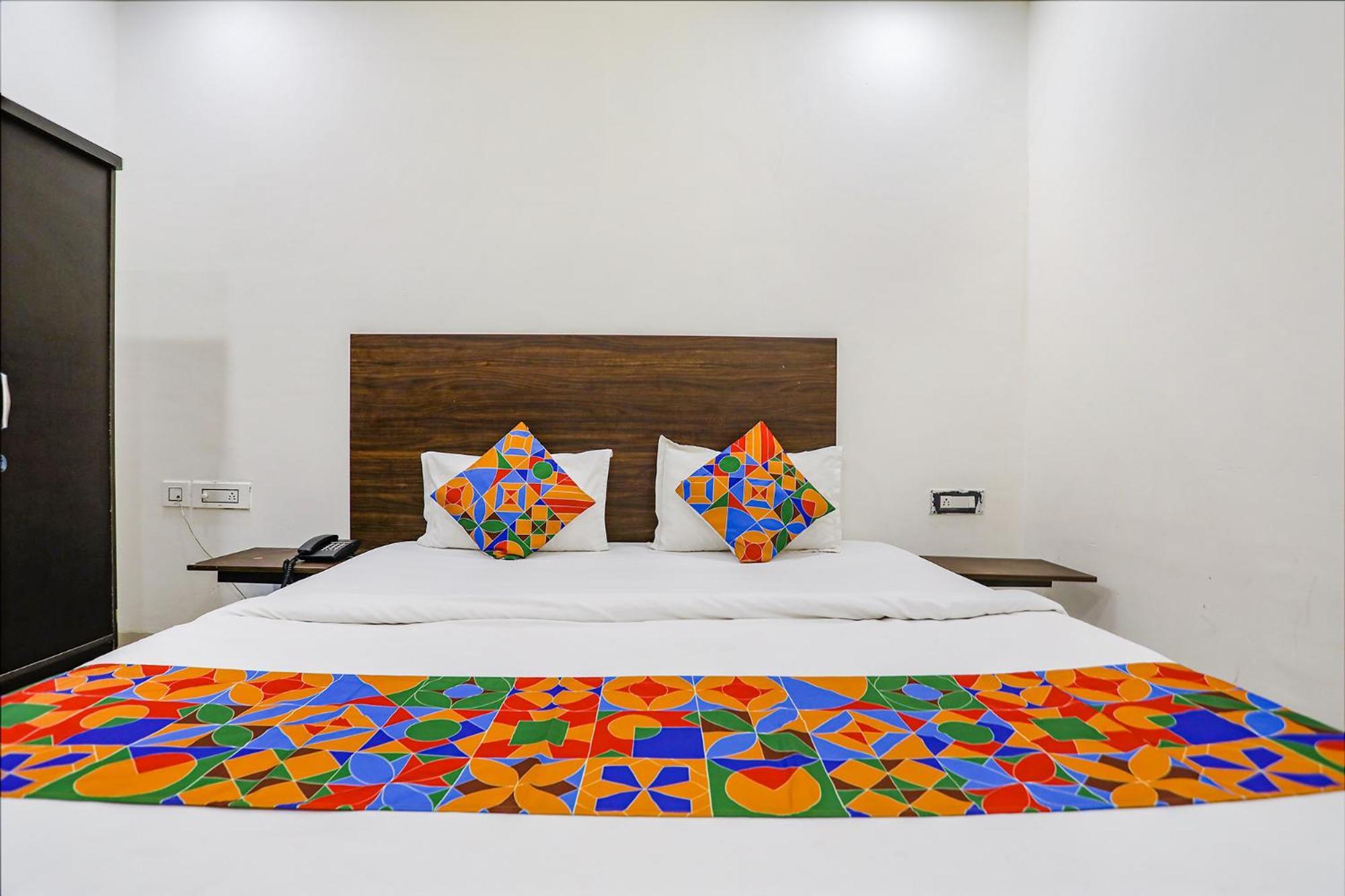 Fabhotel Kinsfolk Ghaziabad Exterior foto