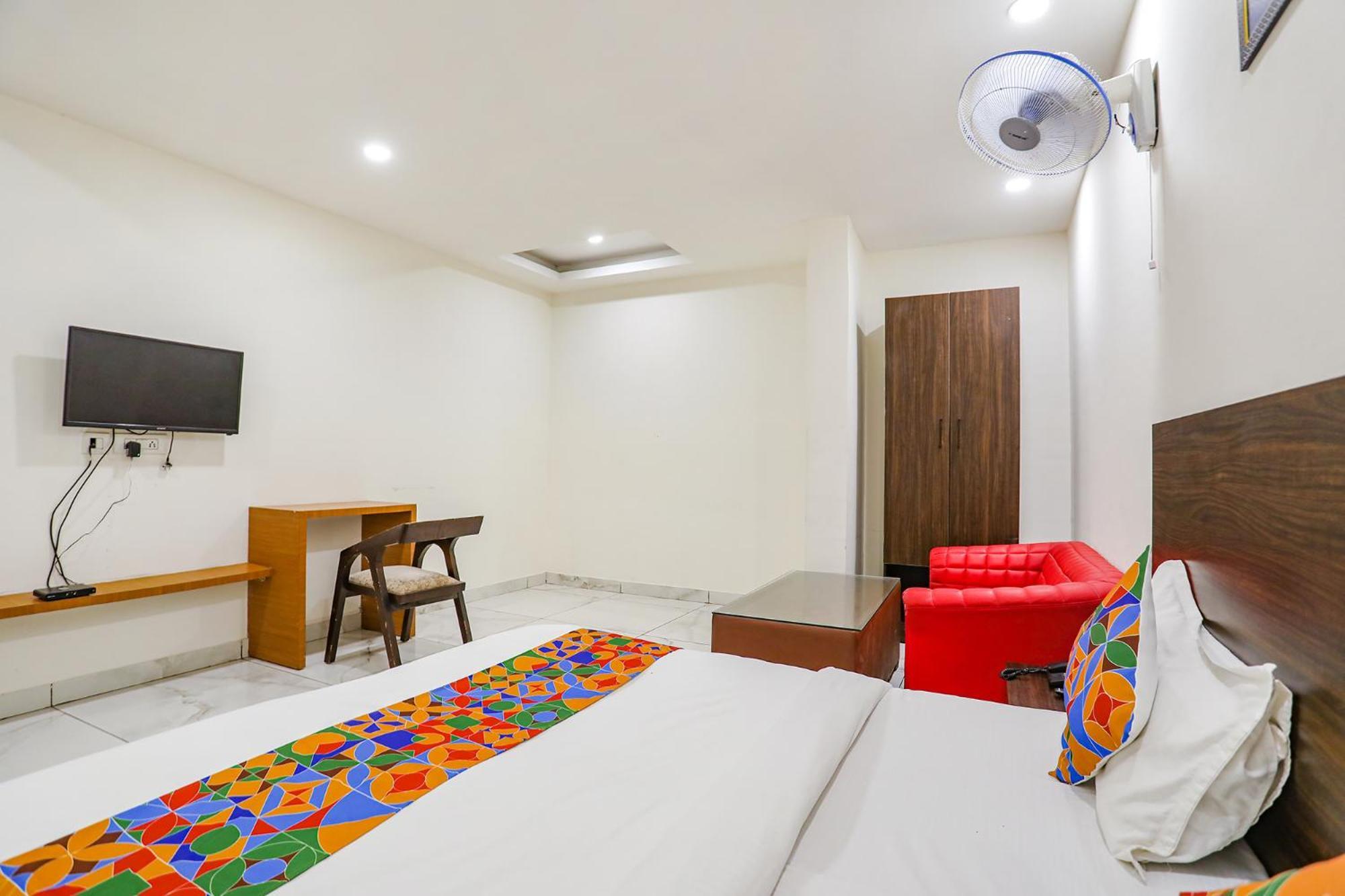 Fabhotel Kinsfolk Ghaziabad Exterior foto