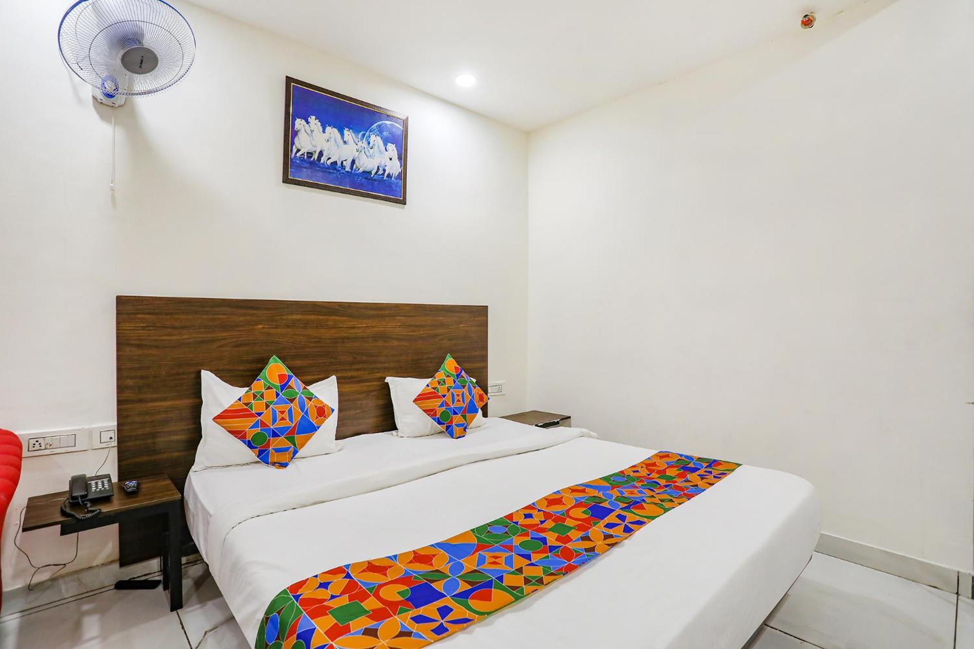 Fabhotel Kinsfolk Ghaziabad Exterior foto